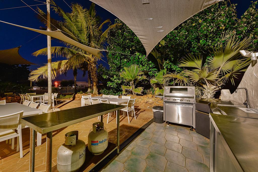 Sea Breeze Resort Exmouth Exterior photo